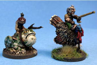 Wartnose Jouster Riding a Hornfrog and Hairfoot Jouster riding a Turkey both mounted on 20mm bases. 