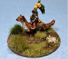 Hairfoot Jouster riding a Giant Weasel mounted on a 30mm and his 60mm jousting base.