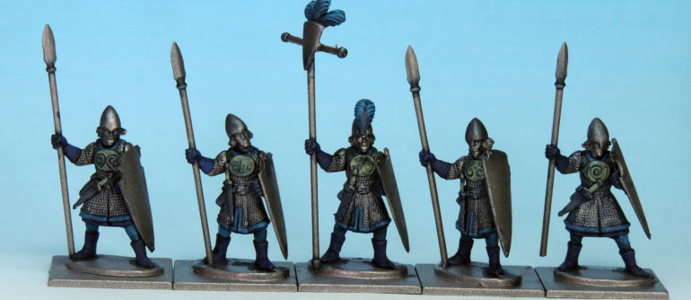 Armoured Elf Warriors with Spears. Showing, primed and washed with blue ink.