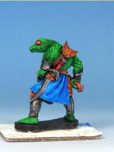 Tomb Robber. Hardened Leather belt, straps and shoulder armour, the rest of the armour Polished Silver and Gravelord Grey over it, Blood Red weapons hafts and stripes of his Zealot Yellow trousers.