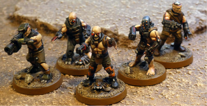 Matt Beck. Tozlukay IV Desert World Incursion Force (Five Parsecs from Home). These feel like a proper combat unitconvincing skin tones, solid military colours, and sharp detailing throughout. The Automites on the bases are a great touch.