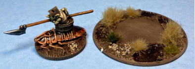 Wartnose Jouster Riding a Roach mounted on a 30mm base and its 60mm jousting base.